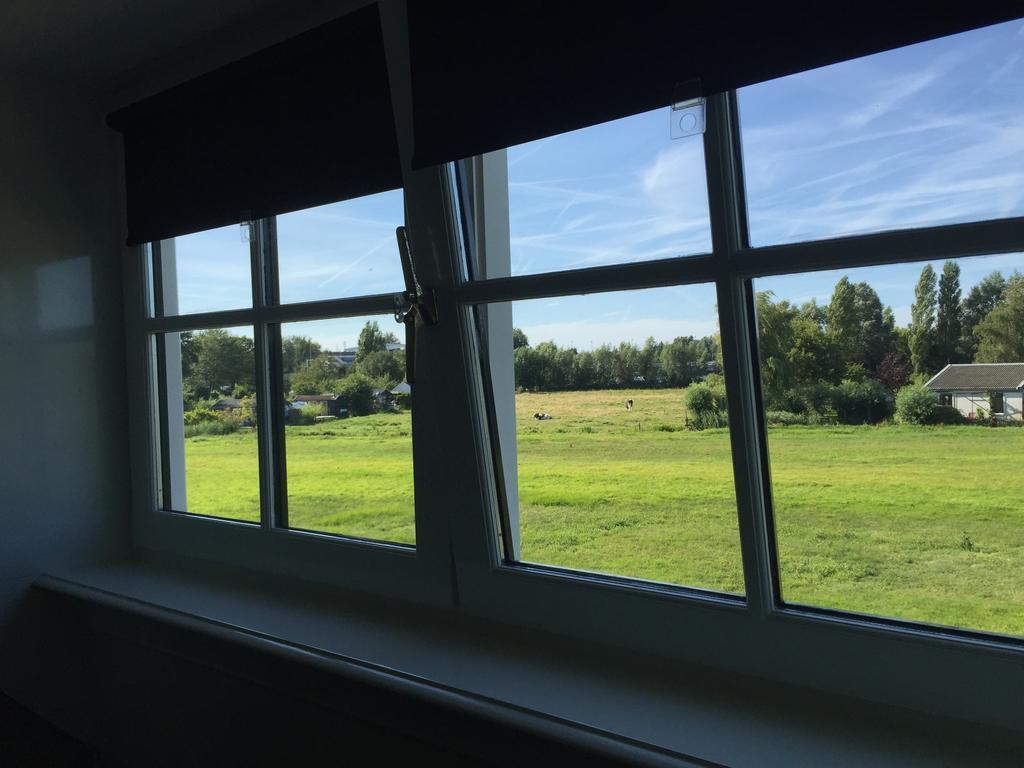 Independent Apartment Spaarne Гарлем Номер фото