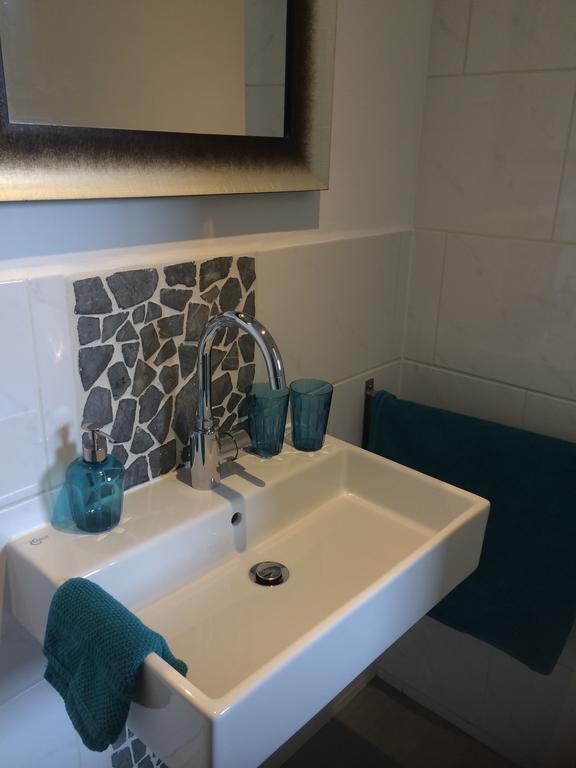 Independent Apartment Spaarne Гарлем Номер фото